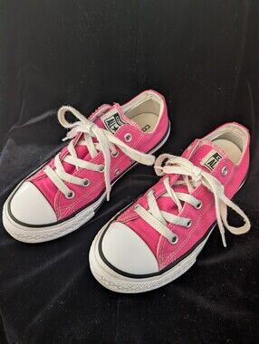 Converse low top sneakers - bright pink with white accents